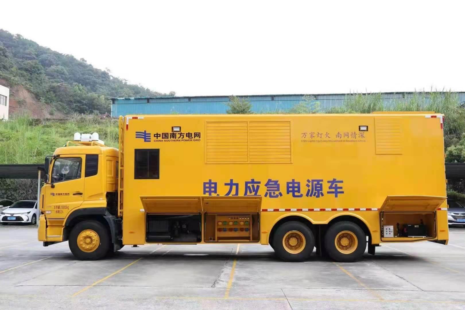 天柱安康大型柴油发电机发电车UPS电源出租租赁